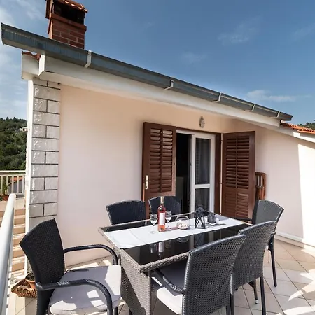 Maja Apartman