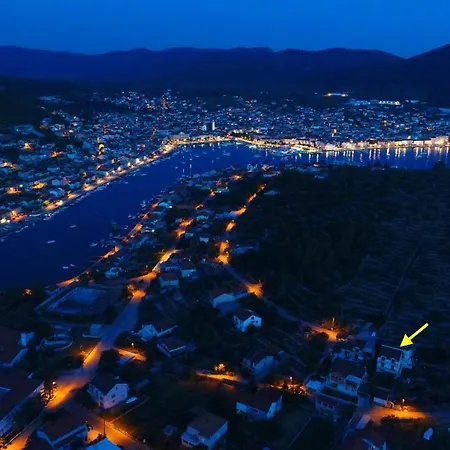 Maja * Vela Luka